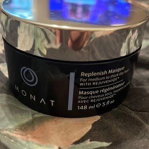 New Monat replenish masque